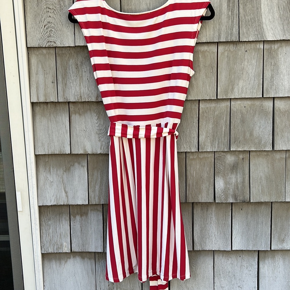 Loft Dress - Picture 2 of 2
